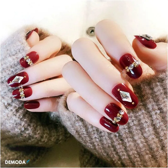 99+ Mẫu Nail Màu Đỏ Đẹp, Sang Trọng, Quyến Rũ Diện Tết