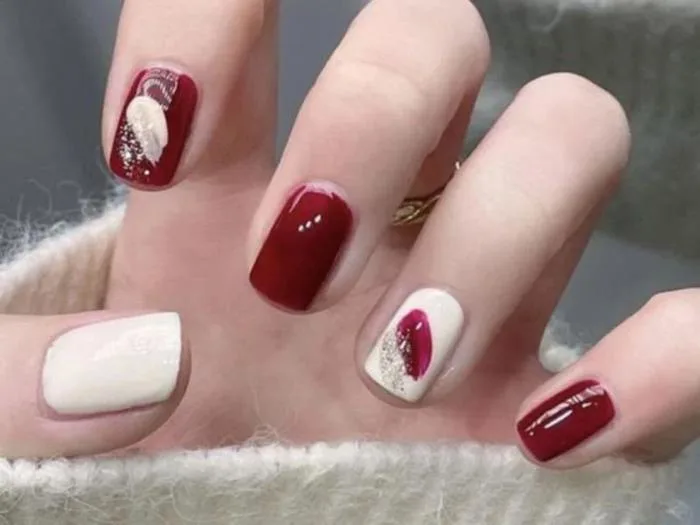 Khám phá những mẫu nail màu đỏ rượu cực đẹp và quý phái – Kềm Nghĩa - Nghia Nippers Khám phá những mẫu nail màu đỏ rượu cực đẹp và quý phái – Kềm Nghĩa - Nghia Nippers