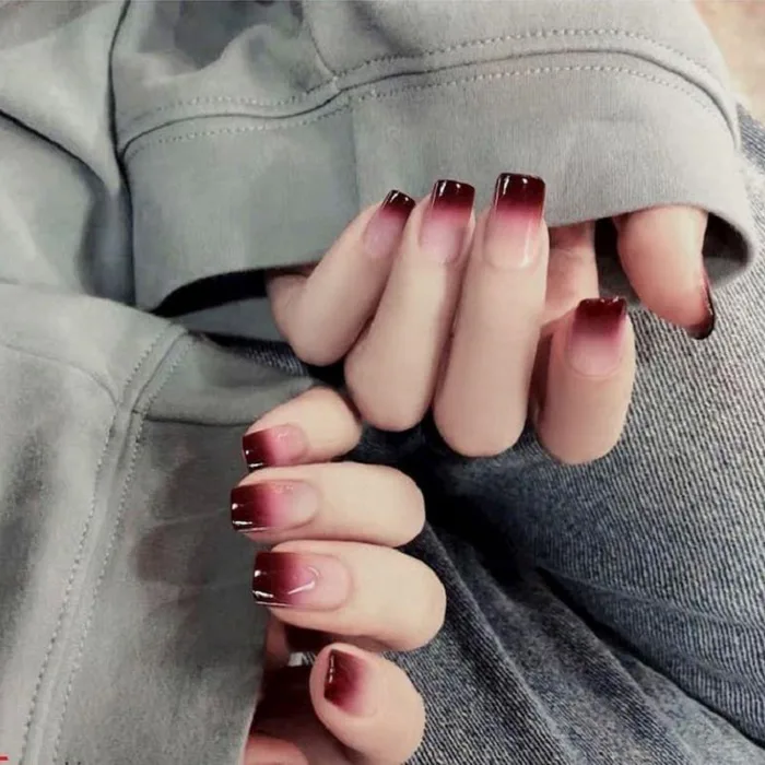 Top 30+ mẫu nail màu đỏ rượu quyến rũ, sang chảnh nhất Top 30+ mẫu nail màu đỏ rượu quyến rũ, sang chảnh nhất