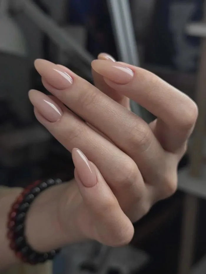 Gợi ý 99+ mẫu nail màu nude đẹp, siêu nịnh da cho nàng