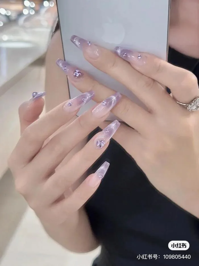 99+ mẫu nail màu tím đẹp, nail màu tím nữ tính HOT TREND