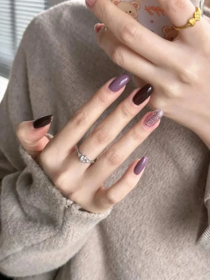 99+ mẫu nail màu tím đẹp, nail màu tím nữ tính HOT TREND