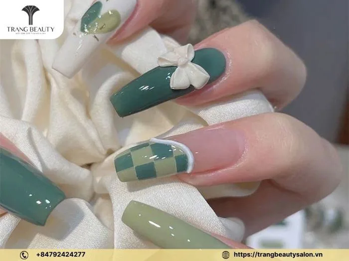 99+ mẫu nail xanh bơ đẹp sang chảnh, tươi trẻ nhất