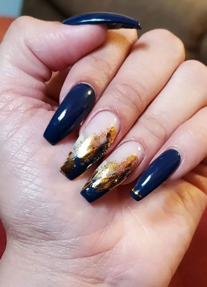 Những mẫu nail xanh nước biển trendy làm say lòng các cô nàng yêu đại dương  - Báo và Phát thanh, truyền hình Thái Nguyên