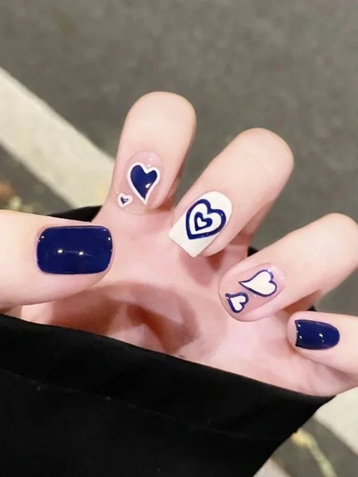 70+ mẫu nail xanh dương đẹp với tông nhẹ nhàng, nữ tính