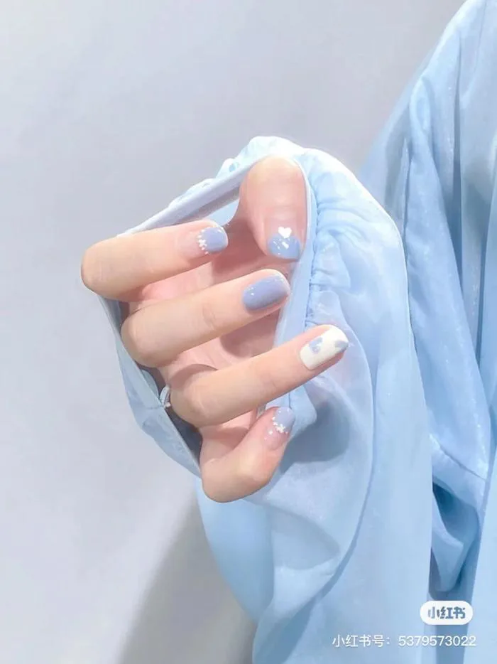 99+ Mẫu nail màu xanh dương nhạt nhẹ nhàng, xinh xắn HOT TREND