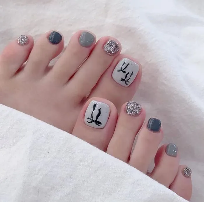 50+ Mẫu nail chân đẹp, dễ thương, đơn giản và hot trend 2025