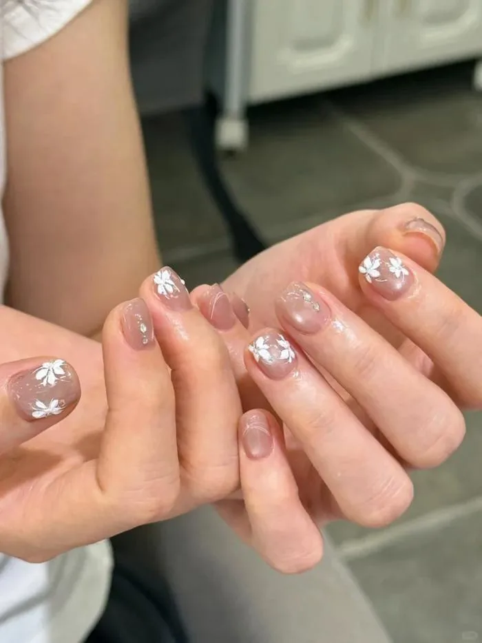 Những mẫu nail đẹp cho móng ngắn XINH siêu HOT cho nàng 2026