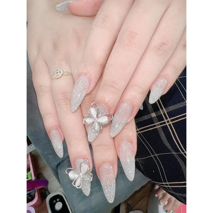 Nail box, Mẫu form hạnh nhân gắn charm, thon tay, Nail Hàn Nhật Trung