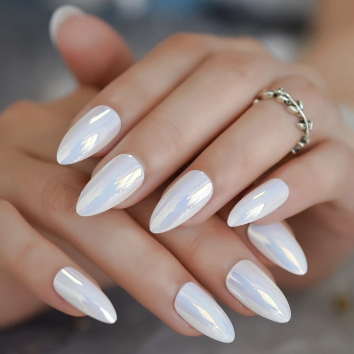 20+ Mẫu nail móng nhọn tròn, đẹp, sang chảnh, cá tính 2024 | TIKI