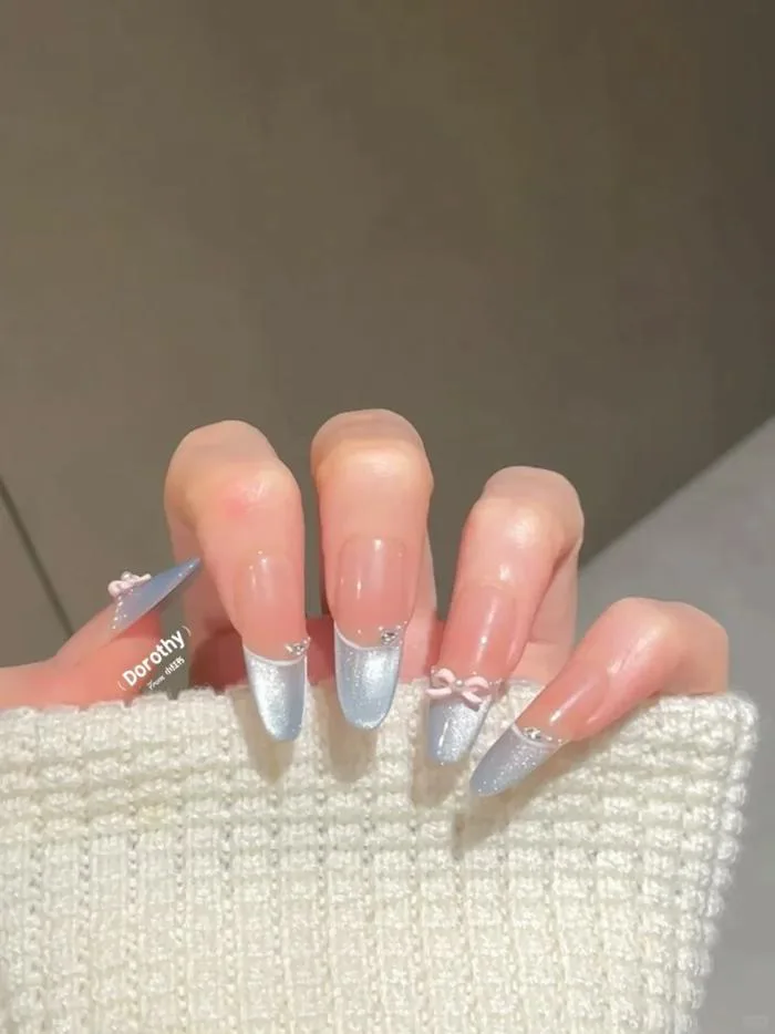 99+ Mẫu nail màu xanh dương nhạt nhẹ nhàng, xinh xắn HOT TREND