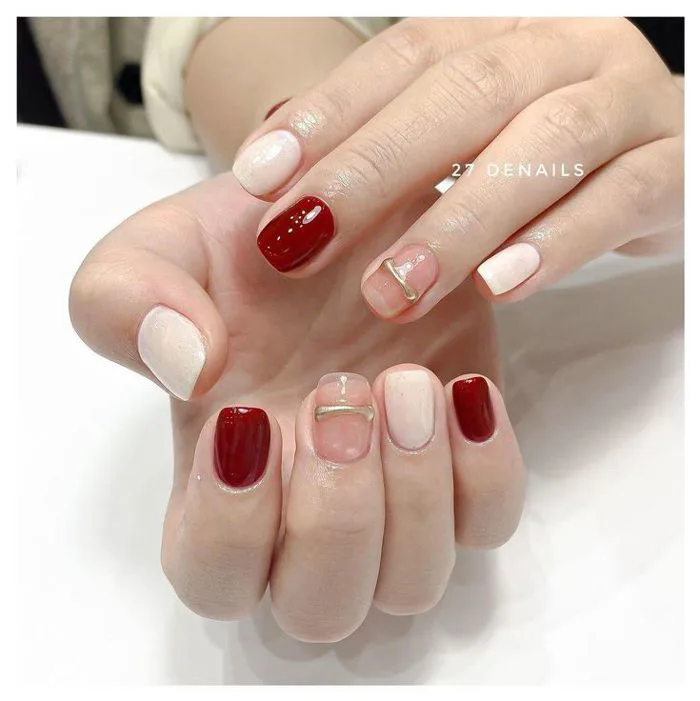 Điểm danh 45 mẫu nail đẹp cho móng ngắn siêu thời thượng và trendy. mau-nail -dep-cho-mong-ngan-do...