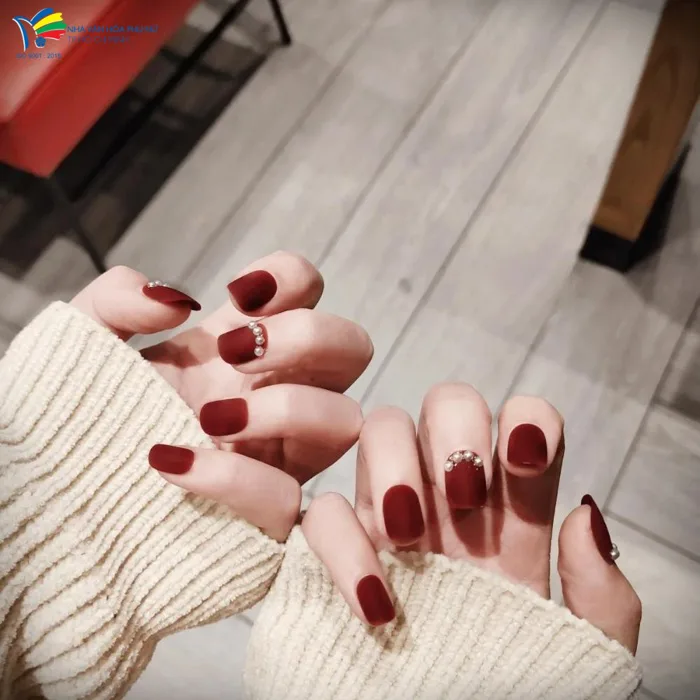 Nail Móng Vuông Và Những Mẫu Ấn Tượng - Nhà Văn Hoá Phụ Nữ thành phố Hồ Chí  Minh