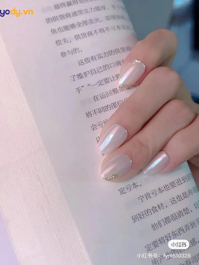 Mê mẩn với 99 mẫu nail tráng gương ngọc trai HOT TREND 2025 | Yody