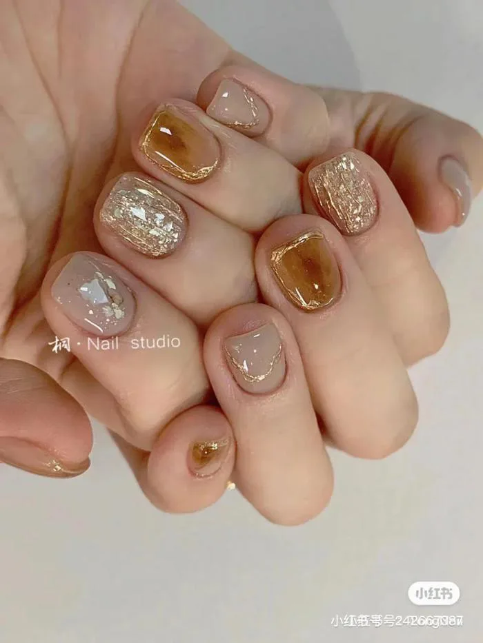 99+ Mẫu nail đơn giản nhẹ nhàng, tôn da cho nàng 2026