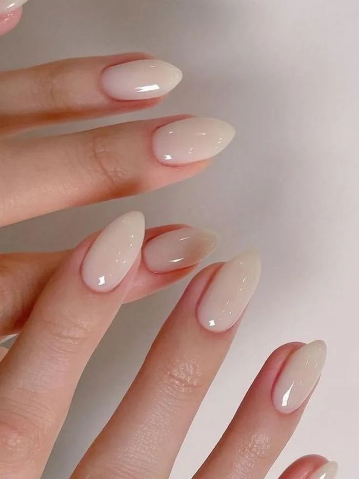 30 mẫu nail cho quý bà tinh tế | Những mẫu nail cho mẹ