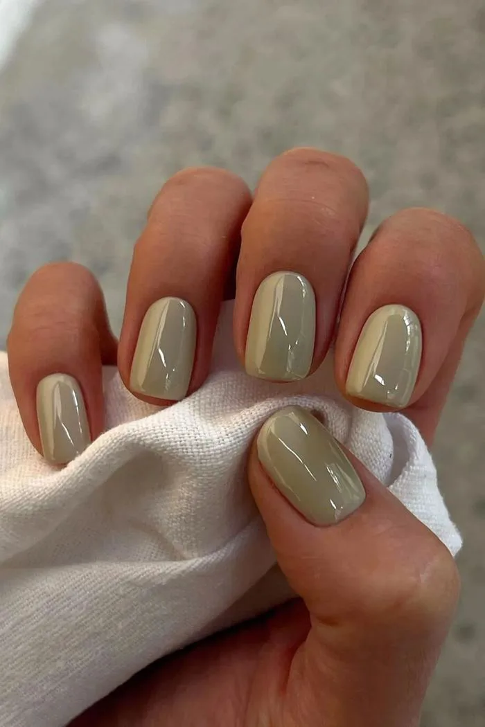 7 màu nail phù hợp với các cô nàng có làn da sẫm màu