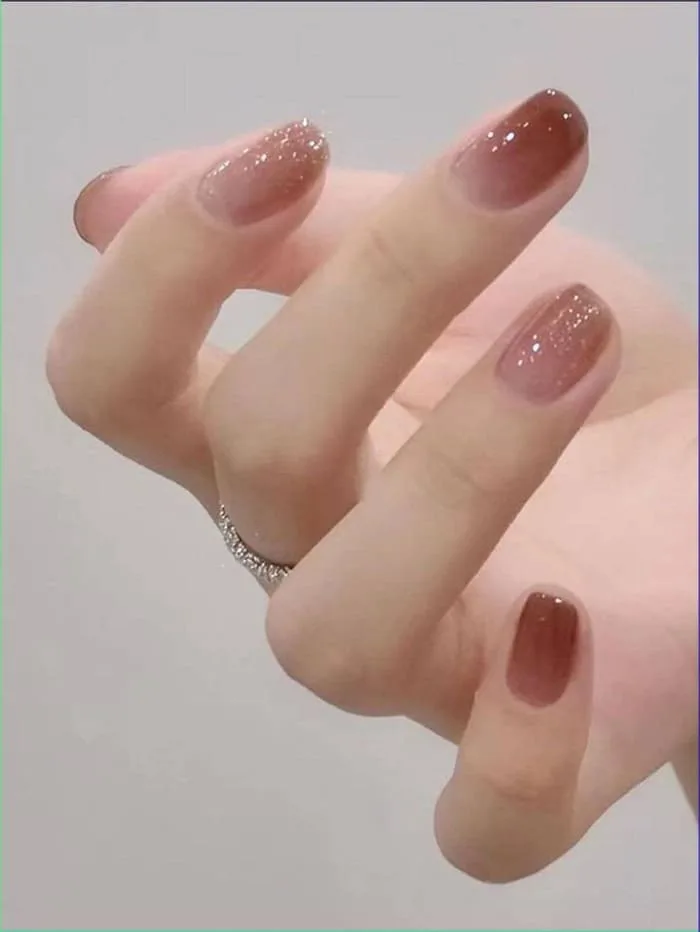 Top 25+ mẫu nail thạch nâu đẹp, tôn da, dẫn đầu xu hướng 2025