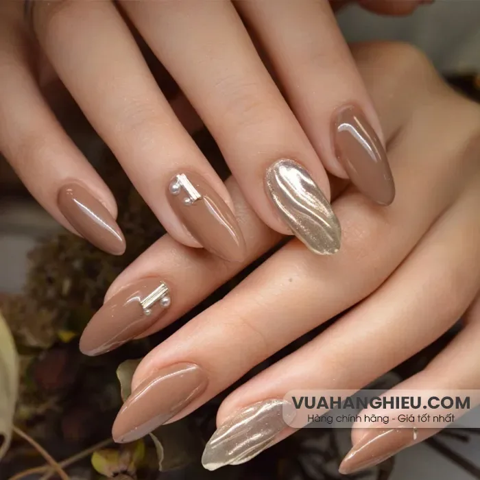 Top 15+ màu nail cho da ngăm đen sang chảnh, siêu tôn da