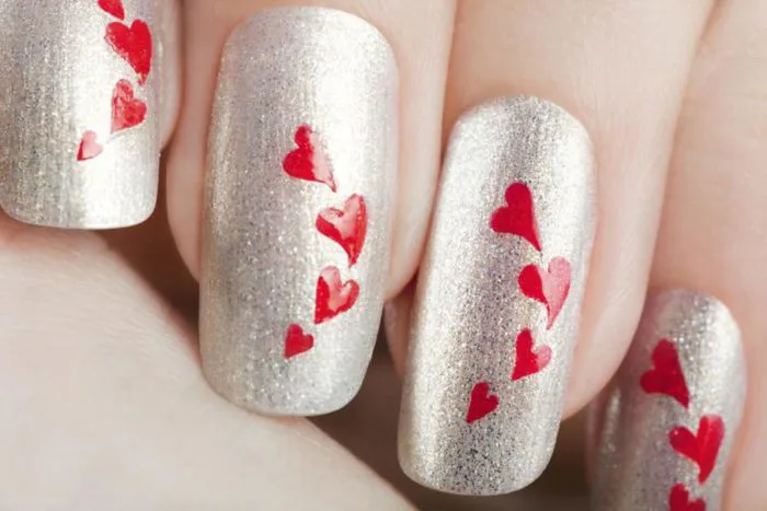 16 Mẫu Nail Hình Trái Tim Siêu Đáng Yêu – Xu Hướng Nail Zone