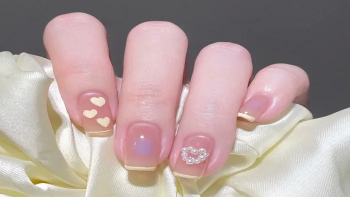 80+ mẫu nail trái tim dễ thương, cute xỉu up xỉu down