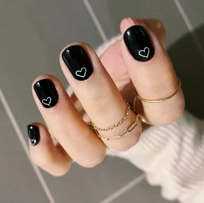 80+ mẫu nail trái tim dễ thương, cute xỉu up xỉu down