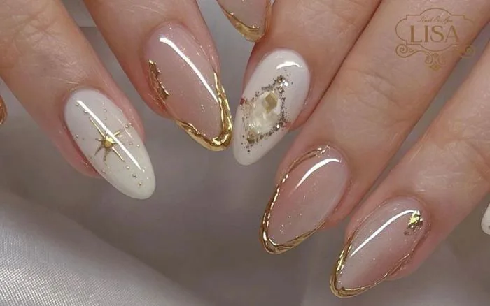 Top 5 mẫu nail tráng gương xinh xắn đẹp xuất sắc Top 5 mẫu nail tráng gương xinh xắn đẹp xuất sắc