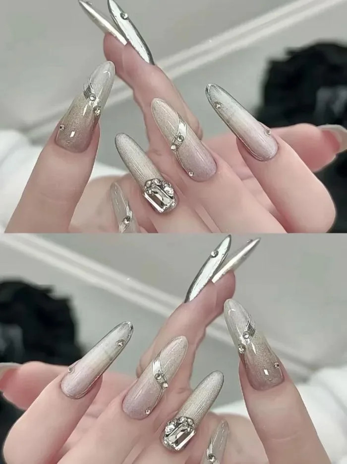 99+ mẫu nail tráng gương SANG CHẢNH khiến nàng không thể rời mắt 99+ mẫu nail tráng gương SANG CHẢNH khiến nàng không thể rời mắt