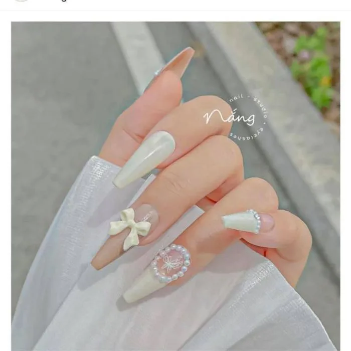 Móng giả thiết kế theo yêu cầu-mẫu nail trung nhẹ nhàng dễ thương | Lazada  Việt Nam