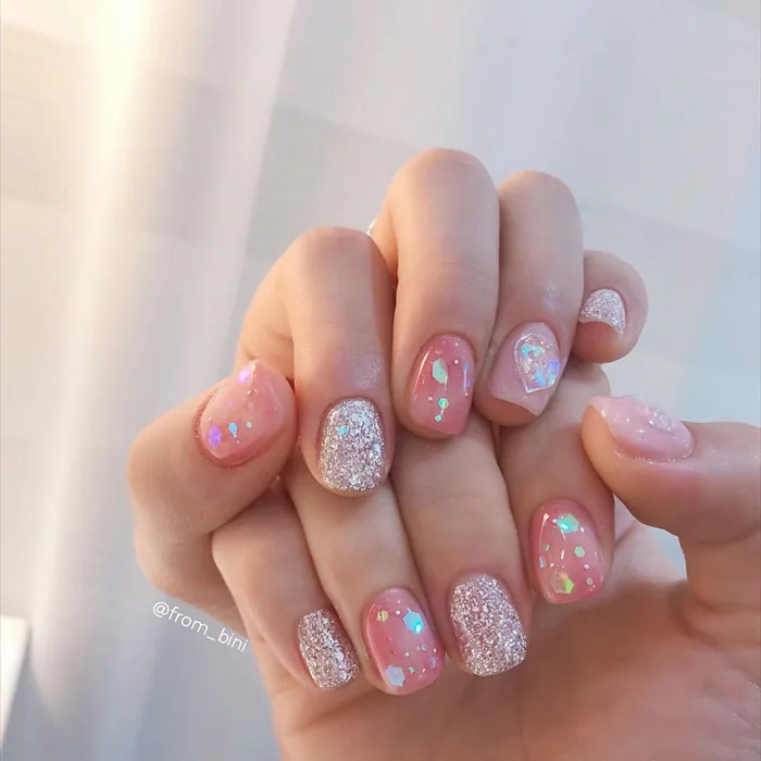 Hẹn hò Valentine các nàng hãy diện ngay những mẫu nail này