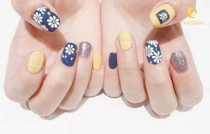 TOP 100+ mẫu nail vẽ hoa đơn giản, độc đáo không thể rời mắt