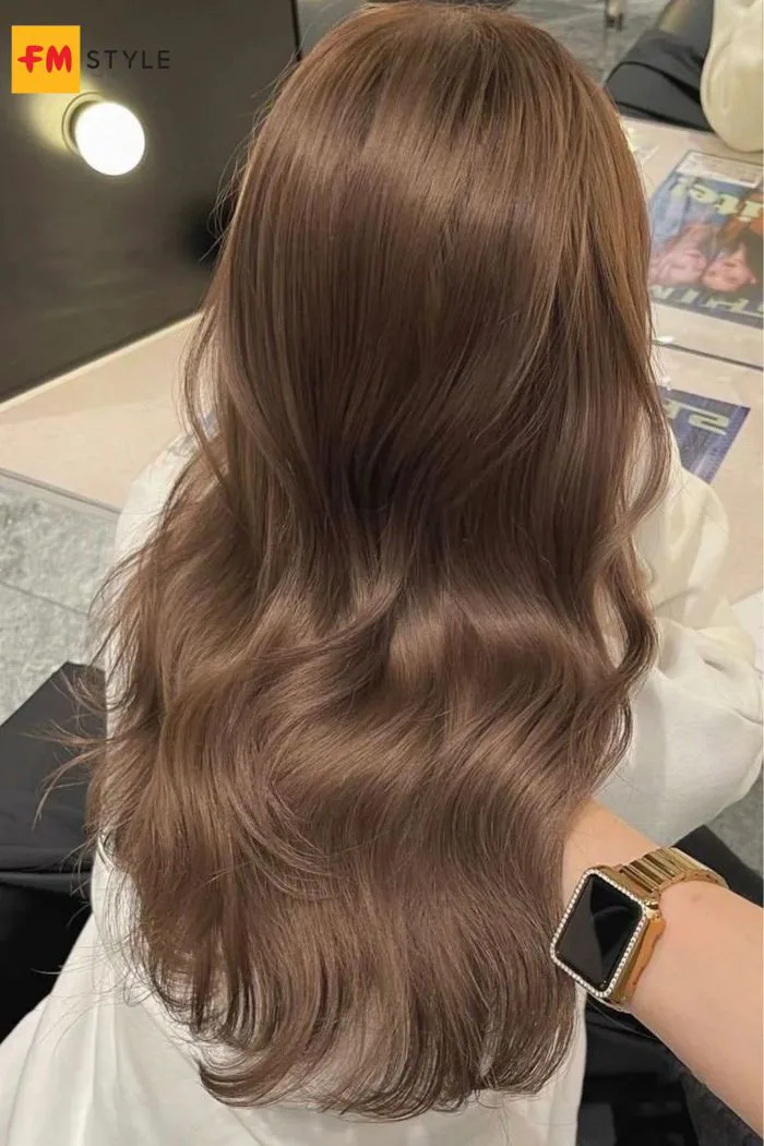 13+ Mẫu tóc nâu lạnh hot nhất hiện nay, da bật tông trắng sáng tức thì