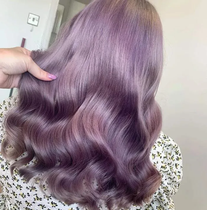 Bắt trend 20 màu tóc cho mùa Thu Đông đẹp và trendy