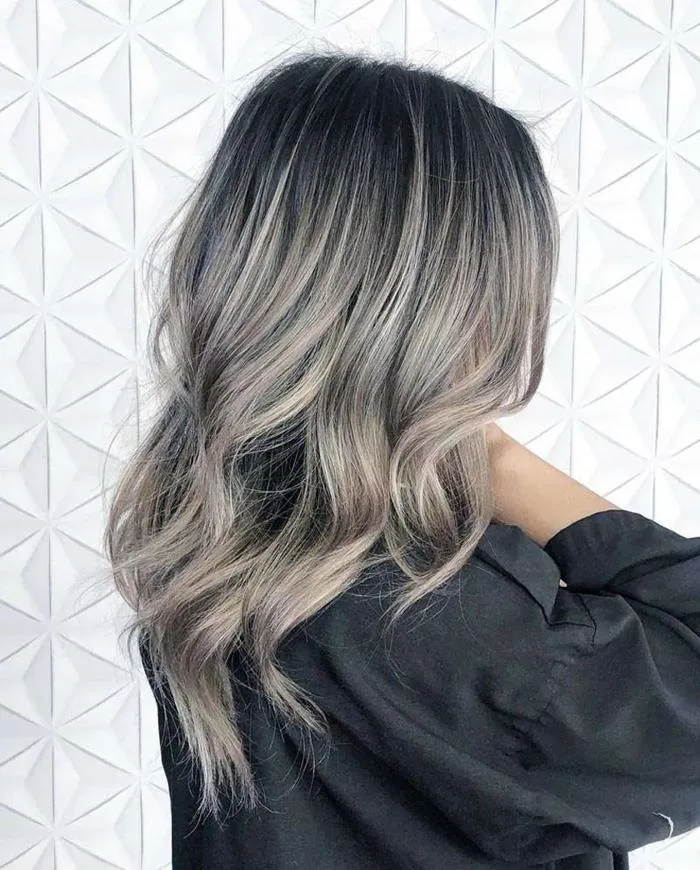 Bắt trend 20 màu tóc cho mùa Thu Đông đẹp và trendy