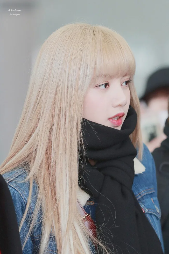 Idol nhuộm tóc vàng bạch kim: Người tạo huyền thoại visual, người lại gây  tiếc nuối