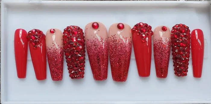 Có sẵn] Móng Úp Thiết Kế Trang Trí Sẵn Sharon Nails