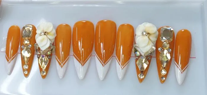 Có sẵn] Móng Úp Thiết Kế Trang Trí Sẵn Sharon Nails