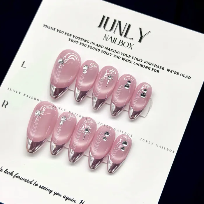 Nailbox mắt mèo ánh hồng JUNLY - nail box thiết kế móng giả kẻ đầu móng bạc  đính đá đơn giản 497