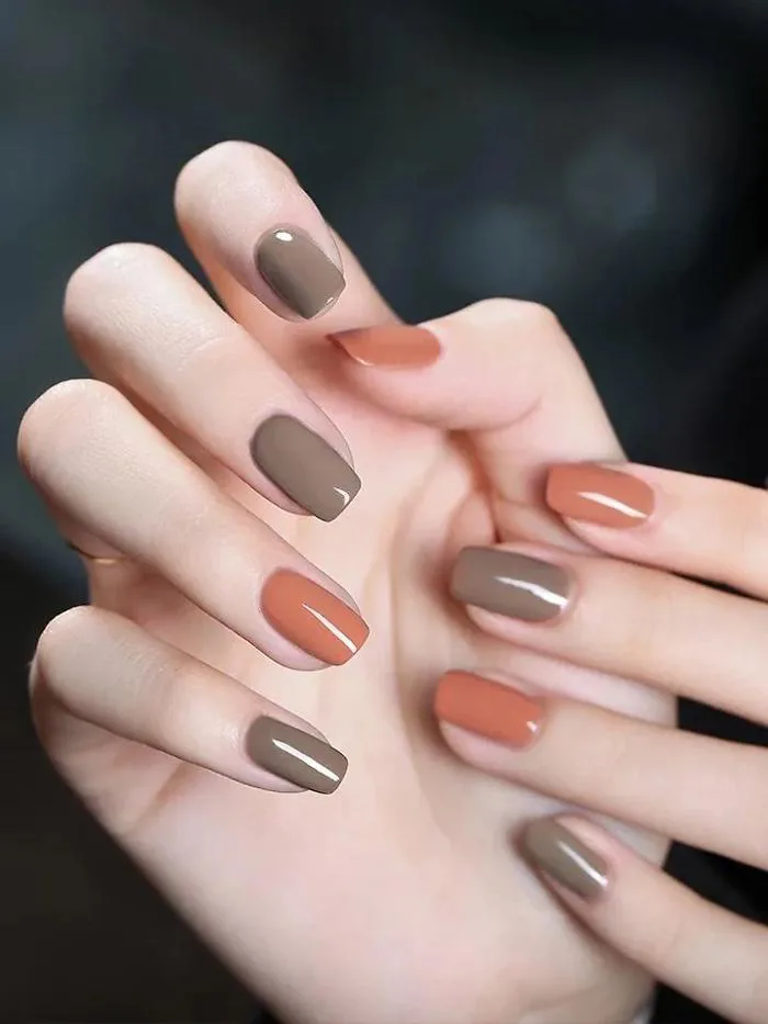 Cẩm nang những điều cần biết trước khi sơn móng tay gel | ELLE