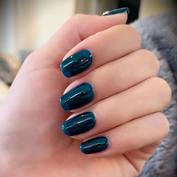 KIẾN THỨC NAIL] LÝ DO BẠN NÊN SỬ DỤNG SƠN NỀN BASE COAT KHI LÀM NAIL WORLD  NAIL SCHOOL