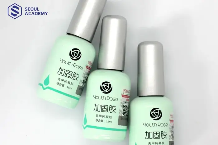 Sơn cứng móng trước hay base trước? Các bước sơn gel chuẩn