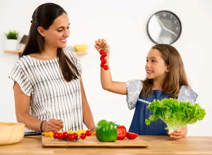 Giải đáp: Trẻ bị rụng tóc là thiếu chất gì và cách khắc phục ra sao?