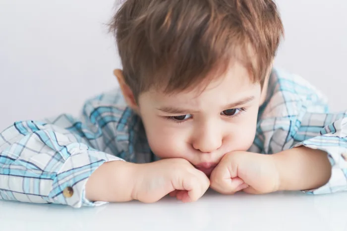 Bé có tóc đuôi chuột sau gáy lớn lên có bướng bỉnh không? - MarryBaby