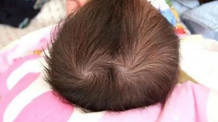 Người xưa quan niệm, trẻ có 2 xoáy tóc cực kỳ thông minh, dễ làm nên việc  lớn: Sự thật như thế nào?