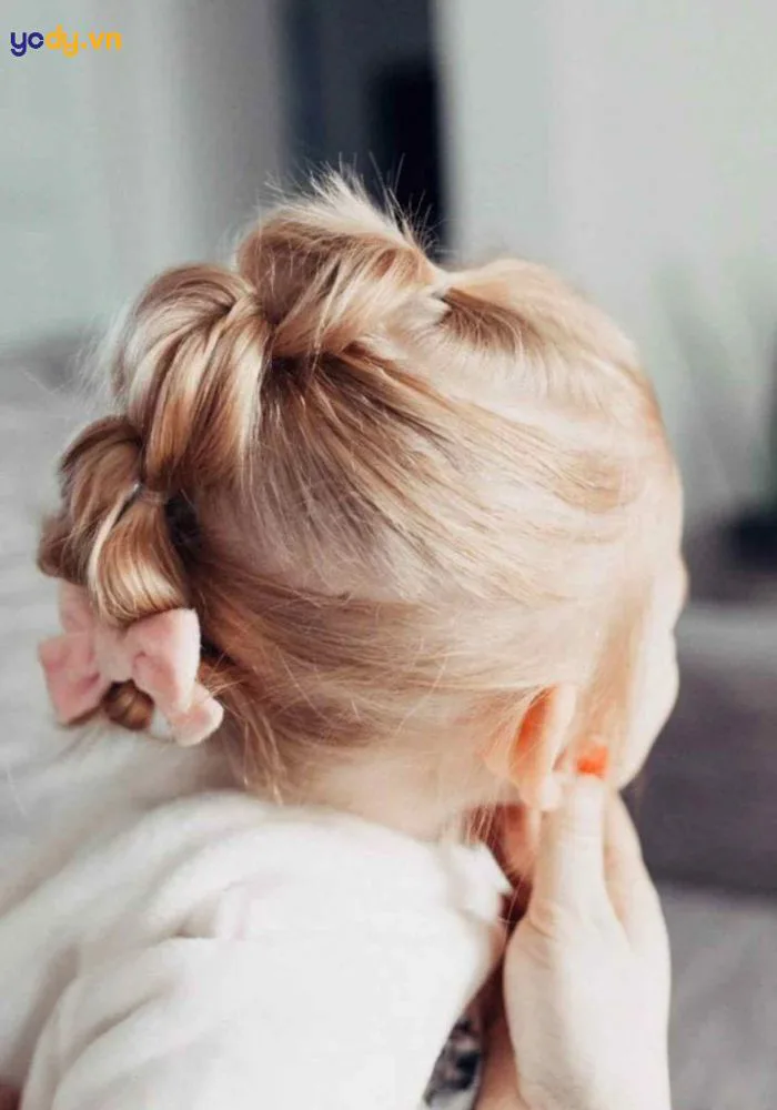 TOP 25+ Kiểu tóc cho bé gái đi tiệc đáng yêu tan chảy | Yody