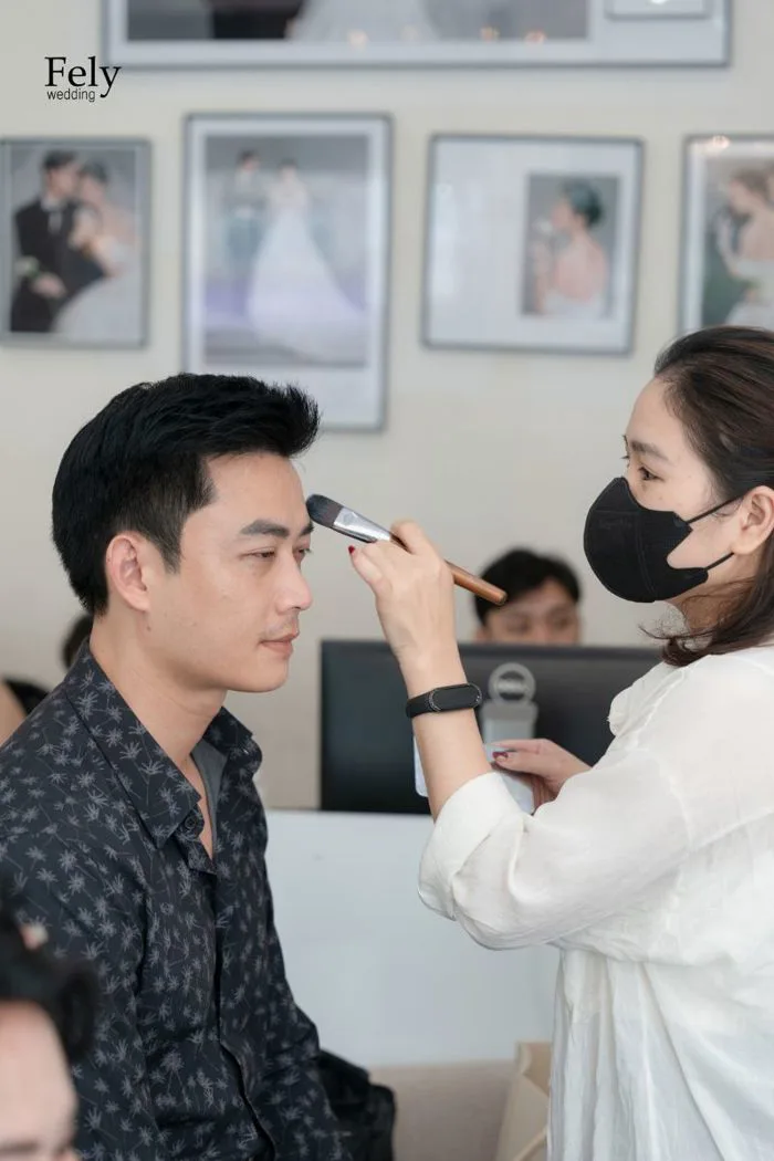 Chú Rể Nên Chọn Kiểu Tóc Nào Khi Chụp Ảnh Cưới? Gợi Ý Theo Gương Mặt