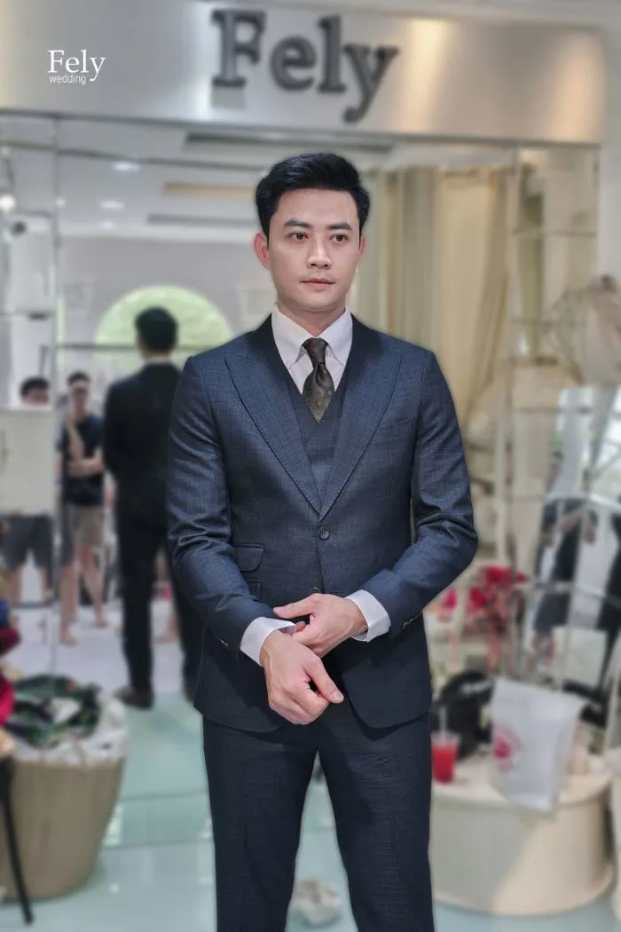 Chú Rể Nên Chọn Kiểu Tóc Nào Khi Chụp Ảnh Cưới? Gợi Ý Theo Gương Mặt