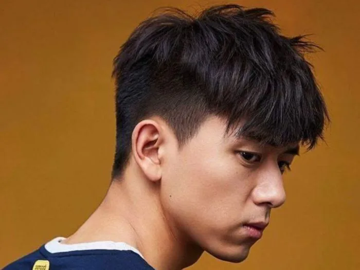 6 kiểu tóc vuốt cho nam trán cao, che khuyết điểm tốt