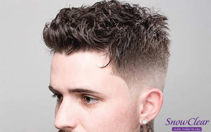 F5 mái tóc với 10 kiểu uốn tóc nam gợn sóng undercut