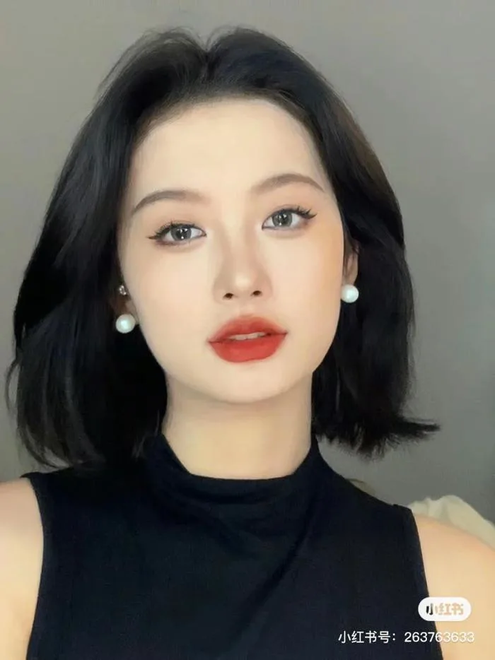 15 + kiểu tóc ngắn cho mặt vuông to che khuyết điểm, đầy thời thượng 15 + kiểu tóc ngắn cho mặt vuông to che khuyết điểm, đầy thời thượng